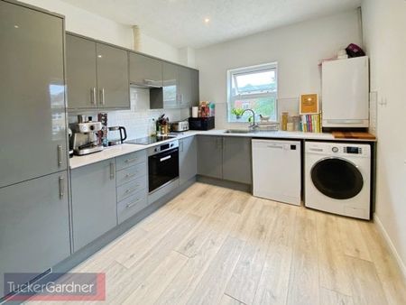 College Fields, Cambridge - Photo 4