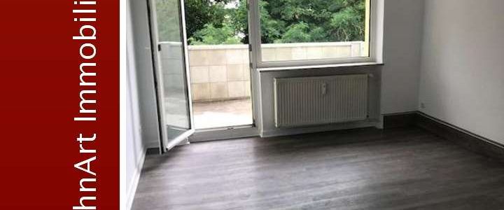 *** Ihr neues ZUHAUSE *** schöne Dachgeschosswohnung mit großem Balkon im Innenhafen - Foto 1