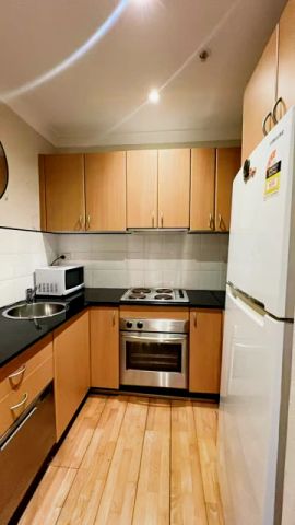 9 Greenknowe Ave-HSA0069, Sydney - Photo 5