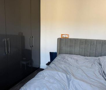 4 bedroom private hall to rent - Photo 2