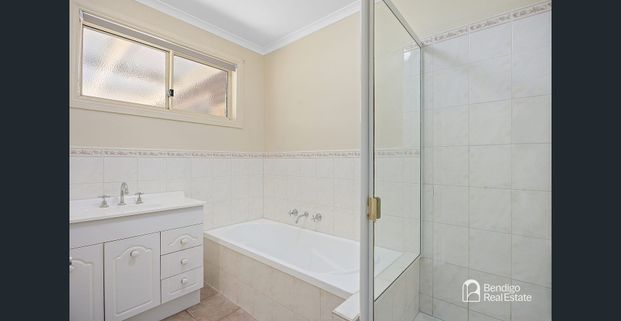 Lovely Court Location - Photo 1