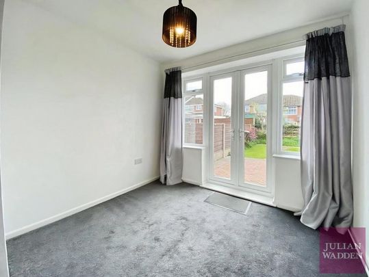3 bedroom semi-detached house to rent - Photo 1