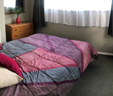 Furnished 1-Bedroom Unit in Great Location - Photo 3