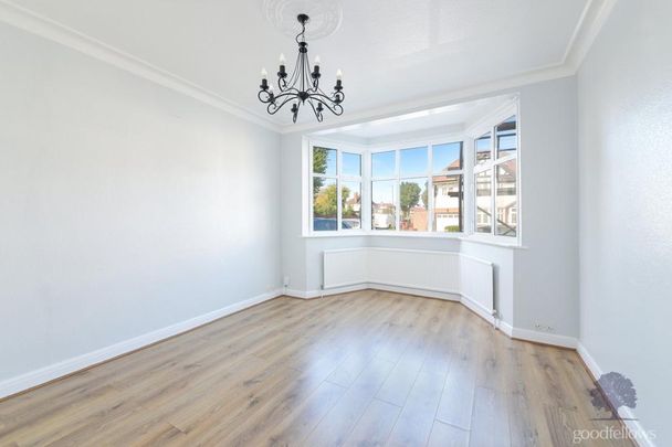 4 bedroom detached house to rent - Photo 1