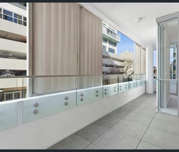Boutique Living in the Heart of Manly - Photo 5