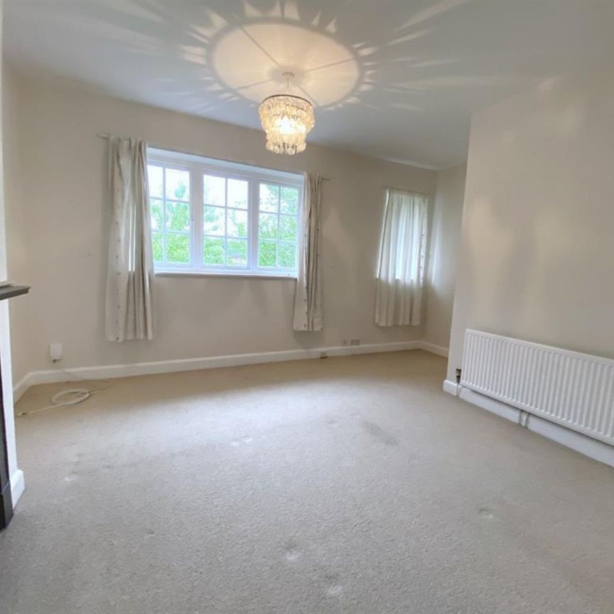 Hay Green Lane, Bournville, Birmingham, B30 1RG - Photo 1