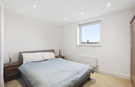 Palgrave Gardens, NW1, London - Photo 3