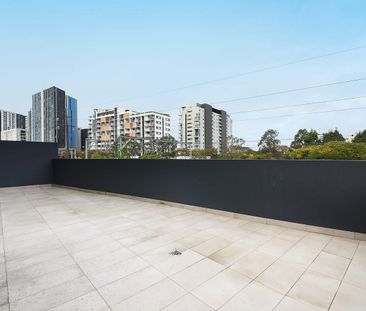 Modern Two Bedroom Apartment! - Photo 6
