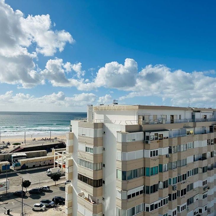 Costa da Caparica, Setubal - Photo 1