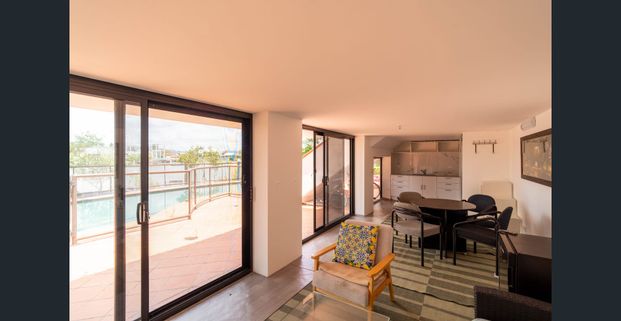 Magnificent Mediterranean-Inspired Main River Estate with 40m River Frontage - Photo 1