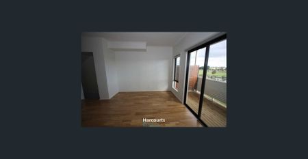 Modern Three Bedroom Home in Craigieburn - Photo 5