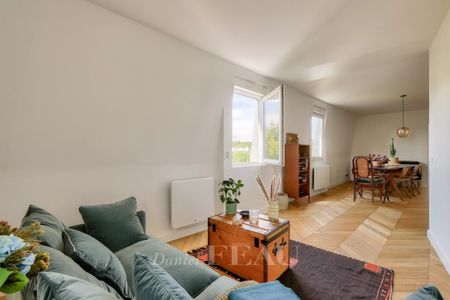 Appartement de charme meublé dans un hôtel particulier à Saint-Germain-en-Laye - Photo 4