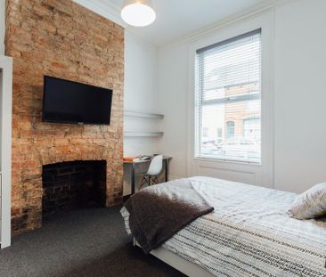 6 bedroom house to rent - Photo 3
