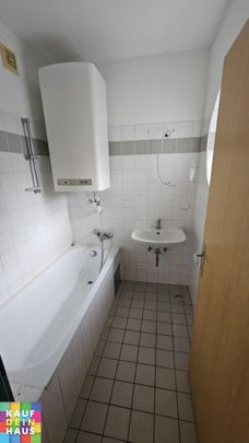 ERSTBEZUG NACH SANIERUNG! MIETE INKL. BK UND HEIZKOSTEN! - Photo 1