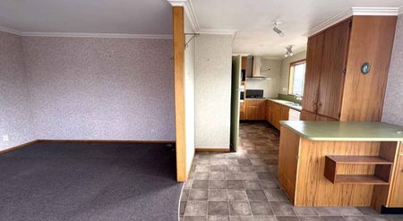 Character, Comfort & Convenience - Photo 3