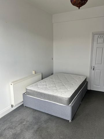 1 bedroom house of multiple occupation to rent - Photo 5