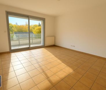 Location Appartement 2 pièces 51m² RAMBOUILLET 78120 - Photo 2