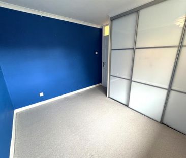 3 Bedroom Semi Detached To Let - Photo 4