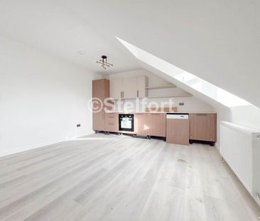 3 bedroom apartment to rent - Photo 1