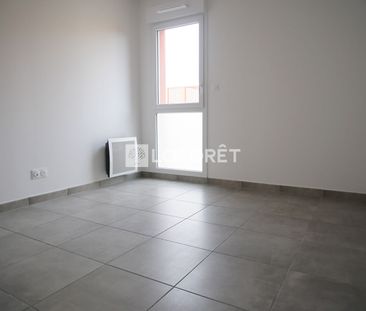 Apartment - Photo 2