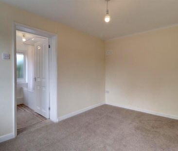 1 BED Bungalow - Photo 4