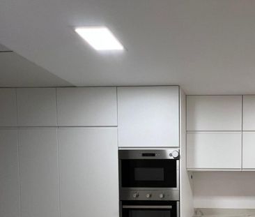 Luxury Apartment for rent in Nueva Andalucia, Spain - Photo 4