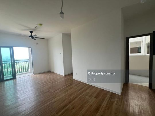Armani Residence Sg Long, Bandar Sungai Long - Photo 1