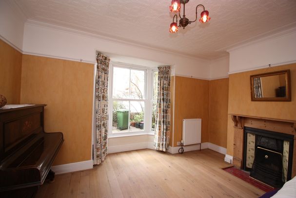 4 bed semi-detached house to rent in South Avenue, Exeter, EX1 - Photo 1
