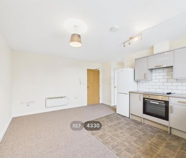 1 bedroom flat to rent - Photo 3