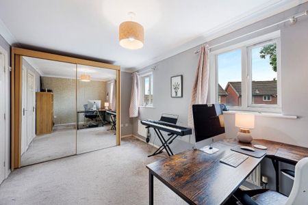 3 bedroom end of terrace house to rent - Photo 3