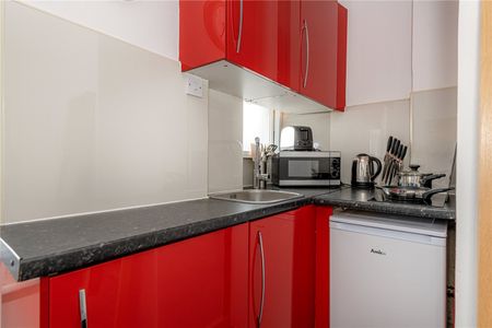 A Modern Studio Apartment in the Heart of Mayfair - Photo 4