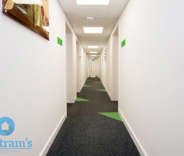 1 bed Apartment for Rent - Photo 1