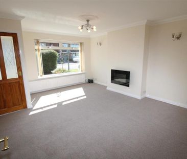3 bedroom semi-detached house to rent - Photo 6
