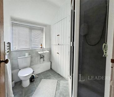 2 bedroom detached house to rent - Photo 2