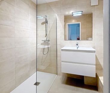 Location Appartement 1 pièce 30m² LE CANNET 06110 - Photo 6