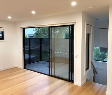 28A Normanby Street, Moonee Ponds VIC 3039 - Photo 5