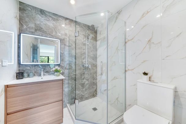 3 Bedrooms Modern Comfort & Convenience in Papatoetoe! - Photo 1