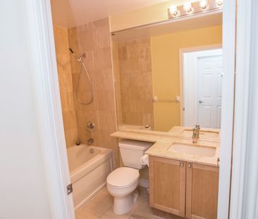 For Lease - 761 Bay Street Unit# 3401, Toronto, Ontario - Photo 1