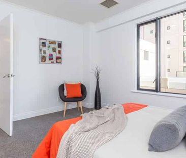 Spacious Apartment with Amazing Resort-Style Amenities - Photo 5