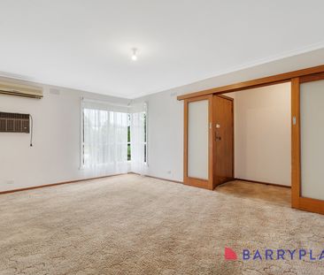 Spacious Family Home with Garden Maintenance Included! - Photo 2