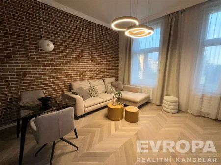 Pronájem krásného apartmánu 2+kk na Vinohradech - Photo 4