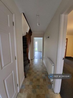3 bedroom detached house to rent - Photo 1