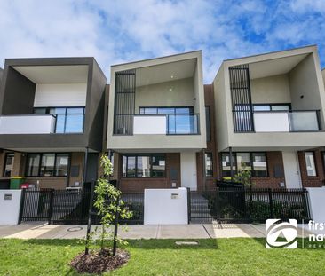 Modern Comfort and Style in a Prime Location - Photo 5