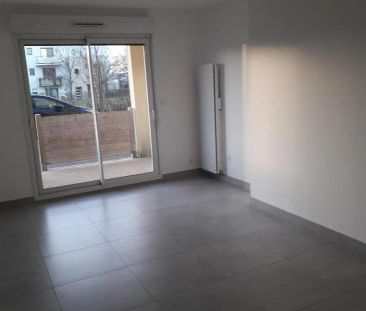 Appartement à louer 2 pièces 50.1m² - Photo 2