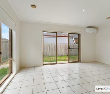 Well-Presented 3-Bedroom Home in Convenient Location in Werribee - Photo 2