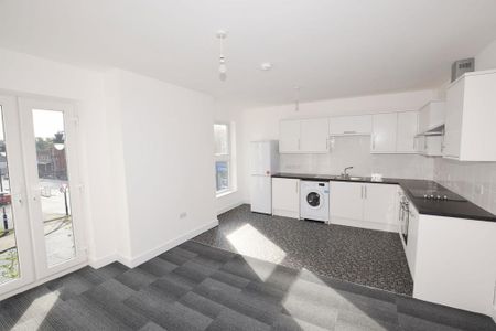 1 bedroom flat to rent - Photo 4