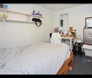 4 bedroom terraced house to rent - Photo 3