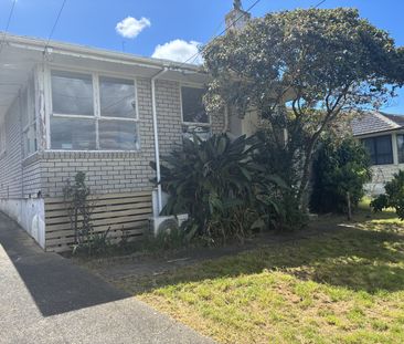 Ready and waiting for you!! - Photo 2