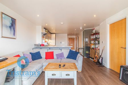 2 bed Apartment for Rent - Photo 4