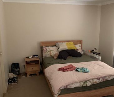 Upper Coomera - Photo 1